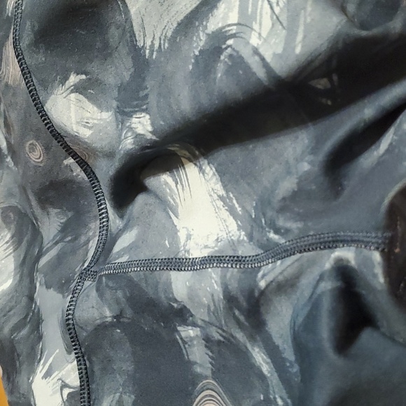 Fabletics leggings - Picture 3 of 4